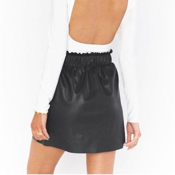 SHOW ME YOUR MUMU Malone Mini Skirt In Black - Picture 4 of 6